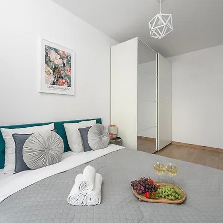 Lumina I 2br With Patio I Parking I Near Zoo Appartamento *